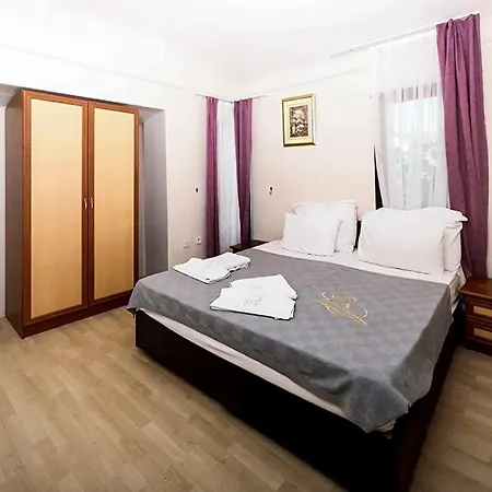 Akay Garden Family Club Aparthotel Çeşme
